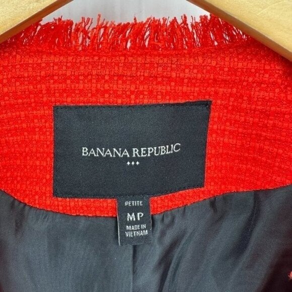 Banana Republic Red Textured Lined Fringe Oversized Love Medium Petite Blazer - Picture 4 of 8